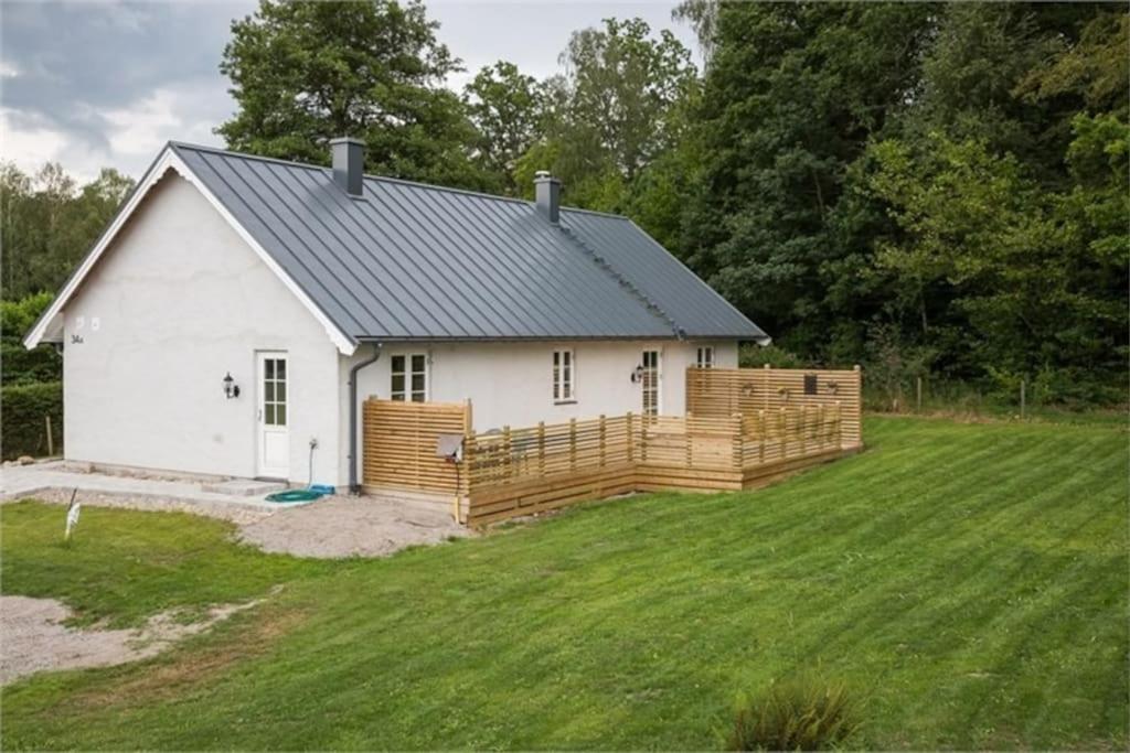 Beautiful And Cosy House Near The Lake Olofström Eksteriør bilde